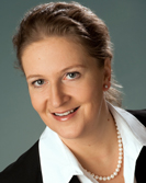 Claudia Gellert (35) verantwortet ab Januar 2013 den Bereich Public Affairs ...